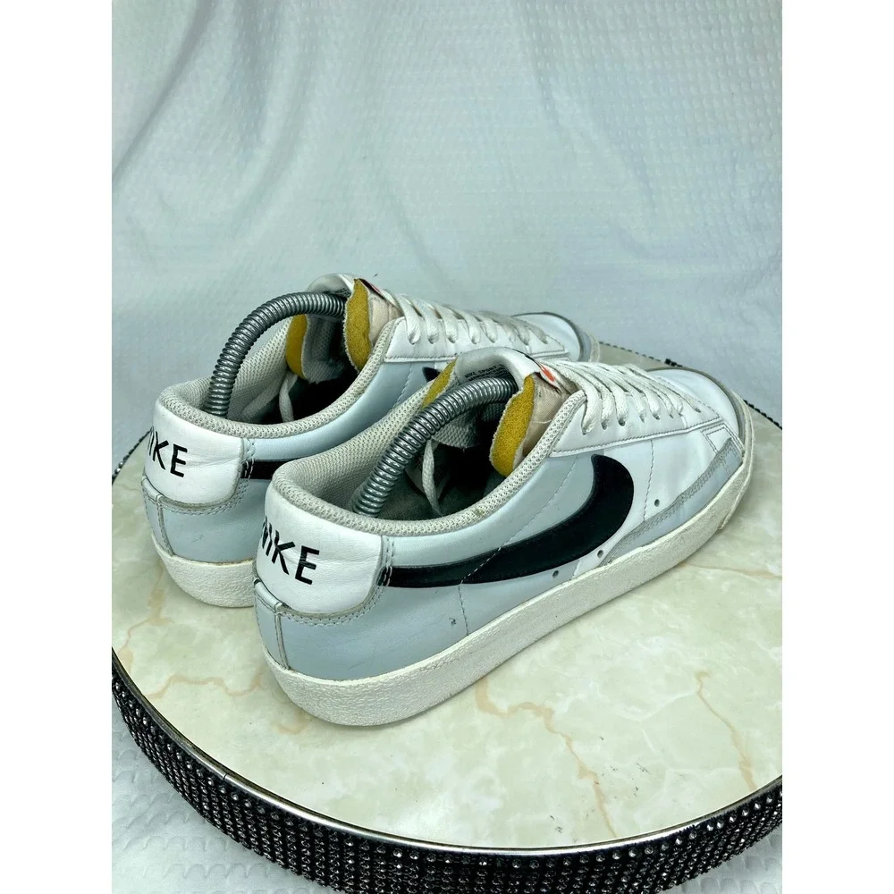 Nike Blazer Low 77 Vintage Leather Shoes Mens Sz 8.5 White Retro Sporty Sneakers